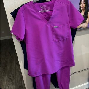 Medium Figs Purple Jolt, Catarina Top with Zamora high waisted jogger bottom